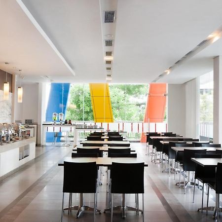 Amaris Hotel La Codefin Kemang Jakarta Exteriör bild