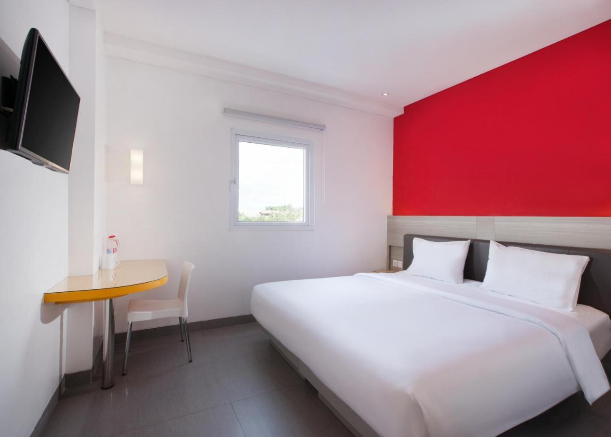 Amaris Hotel La Codefin Kemang Jakarta Exteriör bild