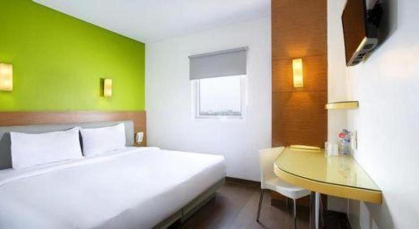 Amaris Hotel La Codefin Kemang Jakarta Exteriör bild